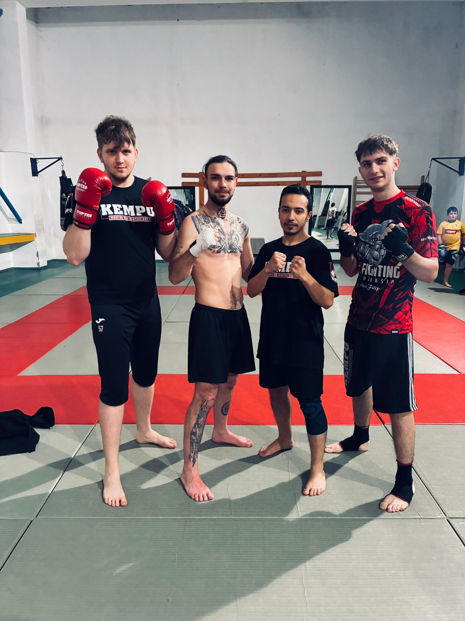 Antrenorii K1 MMA Galați