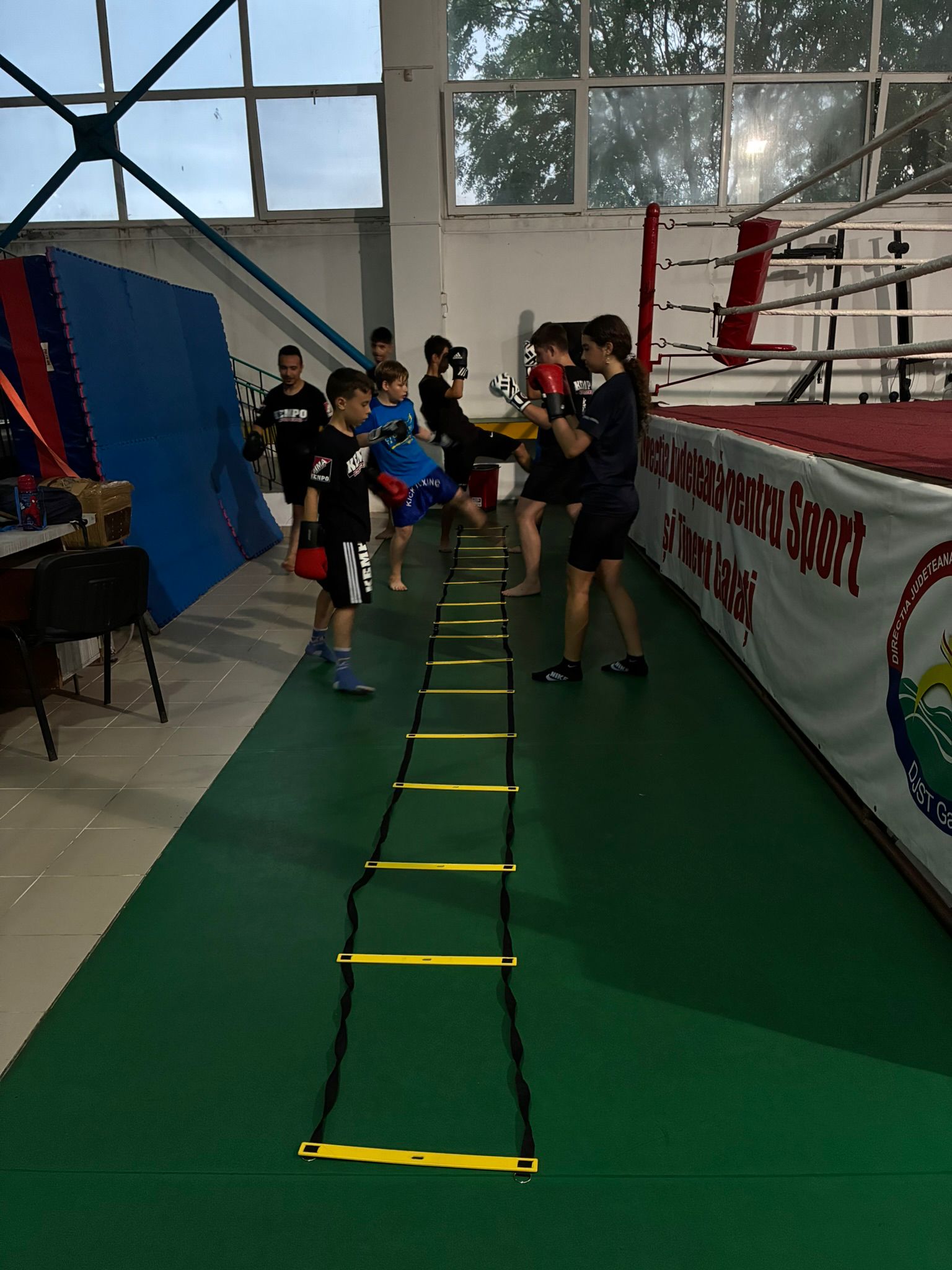 Antrenament copii sală